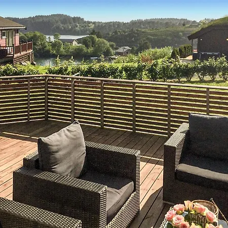 Ferienhaus Stunning In With House Sea View *